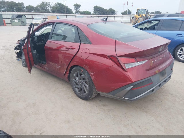 Hyundai ELANTRA Sel