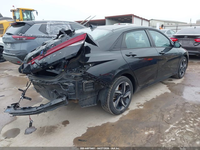 Hyundai ELANTRA Sel