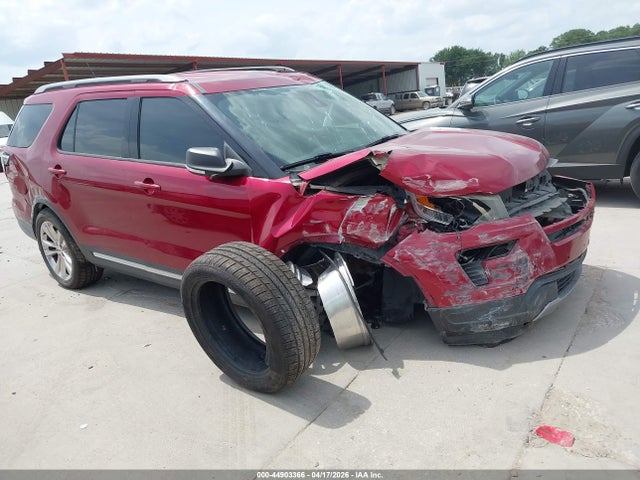 Salvage Ford Explorer Image