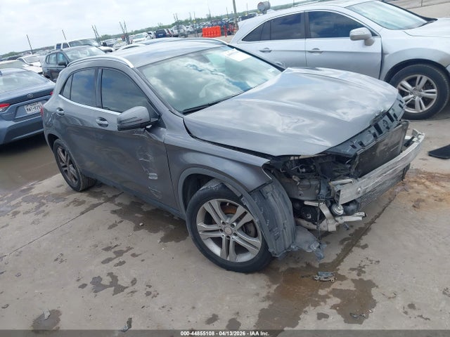 Salvage Mercedes-Benz GLA Image