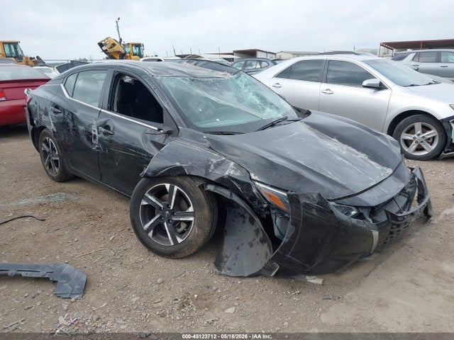 Salvage Nissan Sentra Image