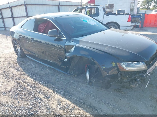 Salvage Audi S5 Image