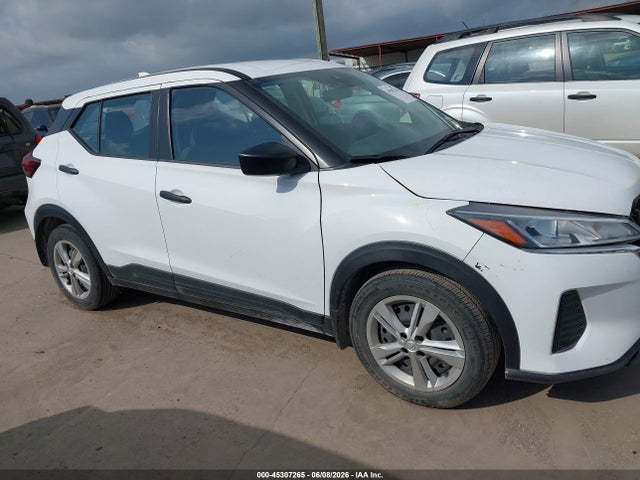 Nissan Kicks S Xtronic Cvt