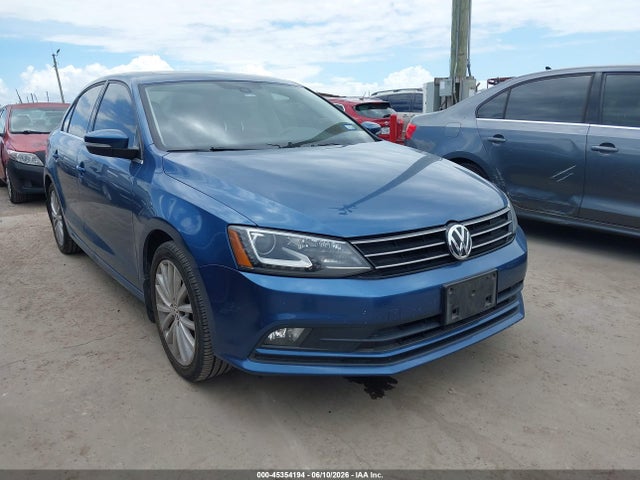 Salvage Volkswagen Jetta Image