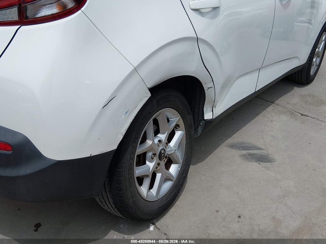 Kia Soul S