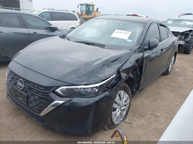Nissan Sentra S