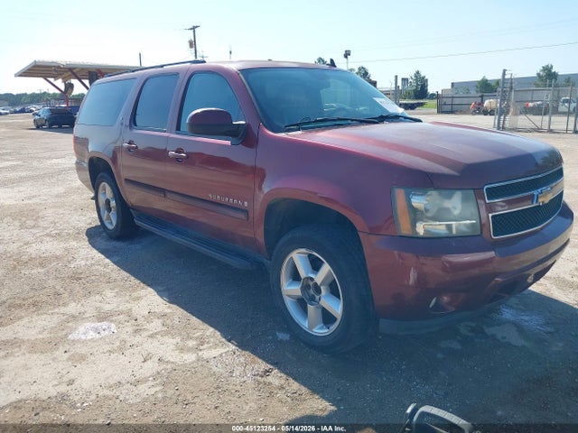 Salvage Chevrolet Suburban 1500 Image