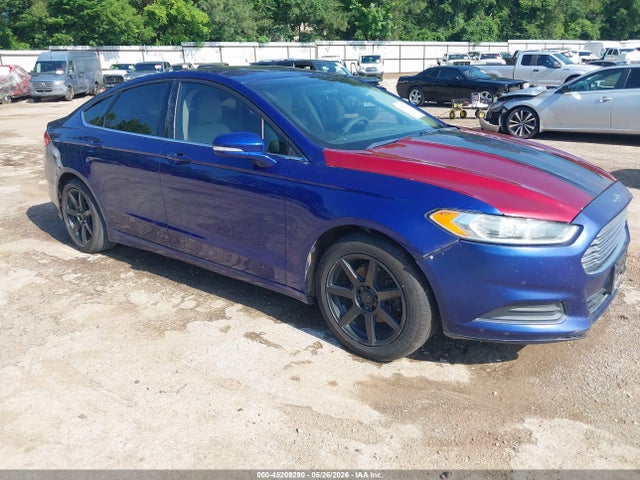 Salvage Ford Fusion Image