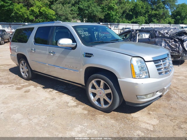 Salvage Cadillac Escalade Image