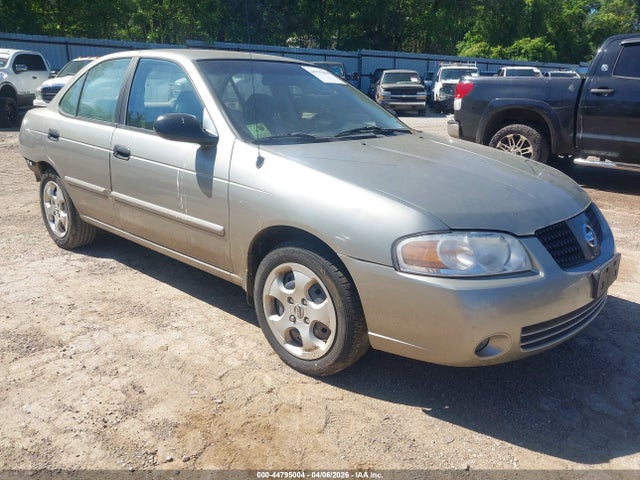 Salvage Nissan Sentra Image