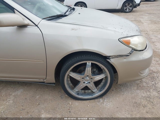 Toyota Camry Le