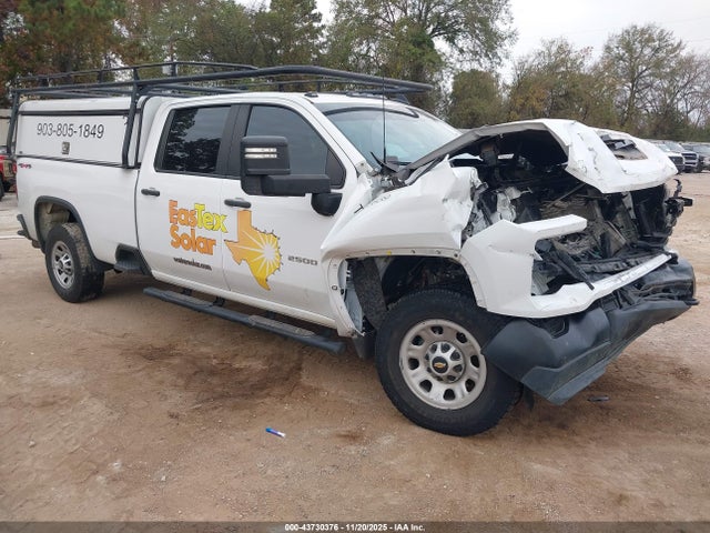 Salvage Chevrolet Silverado 2500 Image