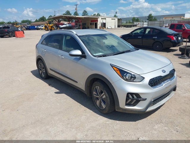 Salvage Kia Niro Image