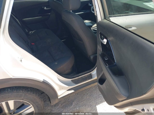Kia Niro Lxs