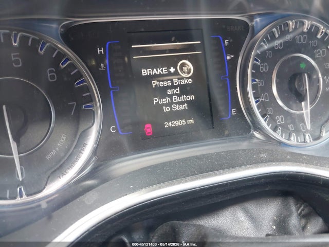 Chrysler 200 Limited Platinum
