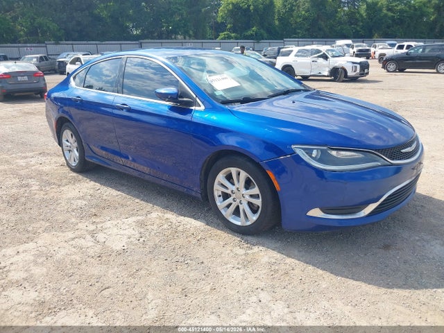Salvage Chrysler 200 Image