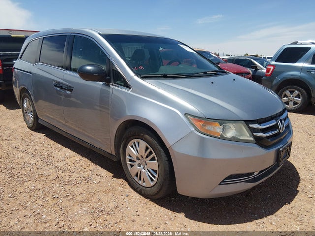 Salvage Honda Odyssey Image