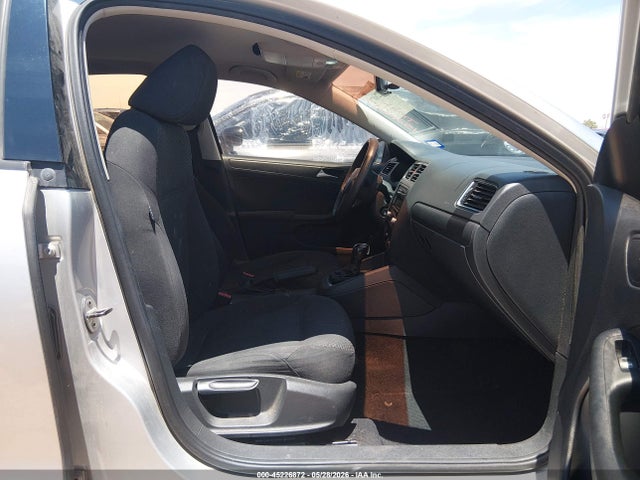 Volkswagen Jetta 2.0l S