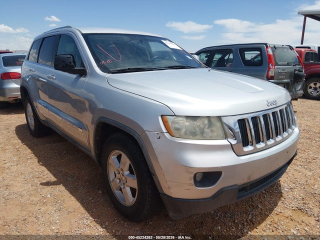 Salvage Jeep Grand Cherokee Image