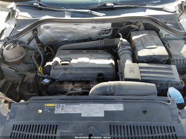 Volkswagen Tiguan S