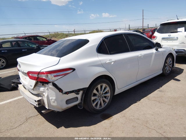 Toyota Camry Le