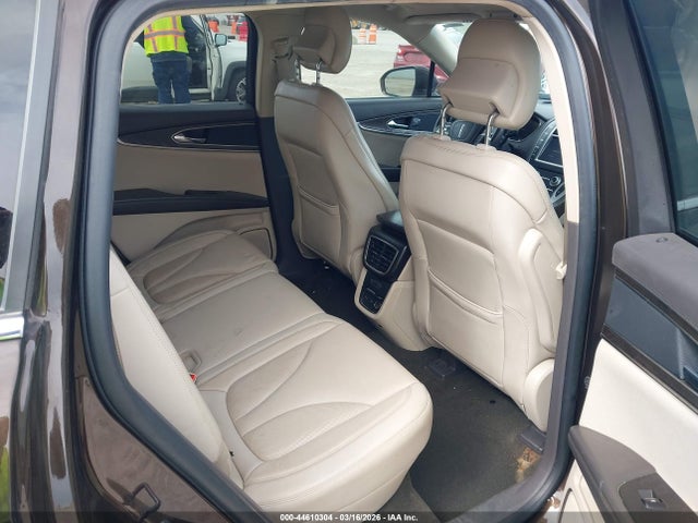 Lincoln Nautilus Select
