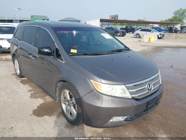 Salvage Honda Odyssey Image