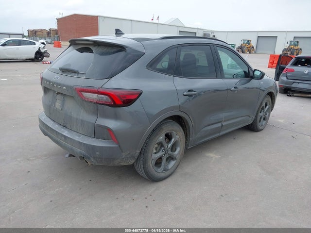 Ford Escape St-line