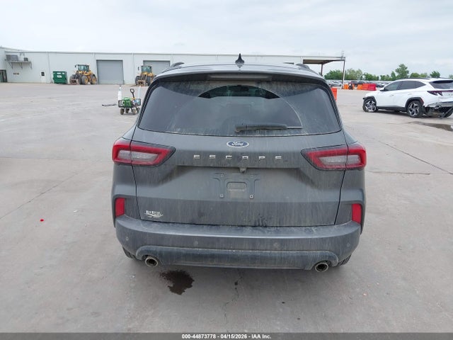 Ford Escape St-line
