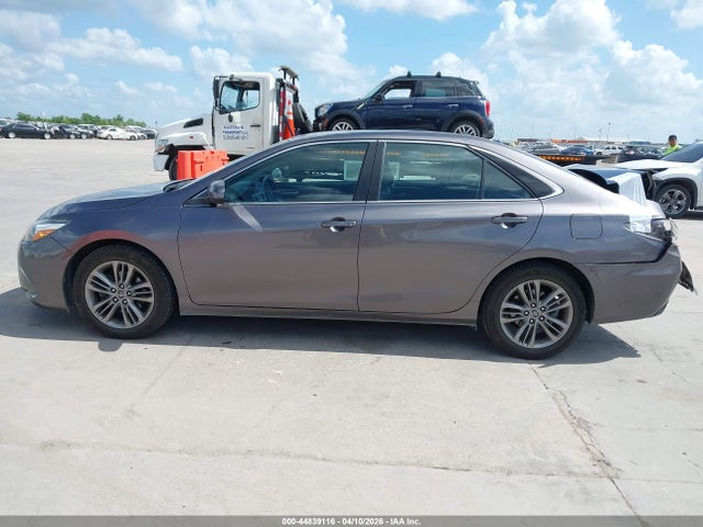 Toyota Camry Se
