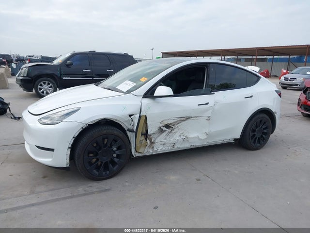 Tesla Model Y Long Range Dual Motor All-wheel Drive