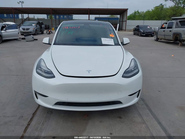 Tesla Model Y Long Range Dual Motor All-wheel Drive