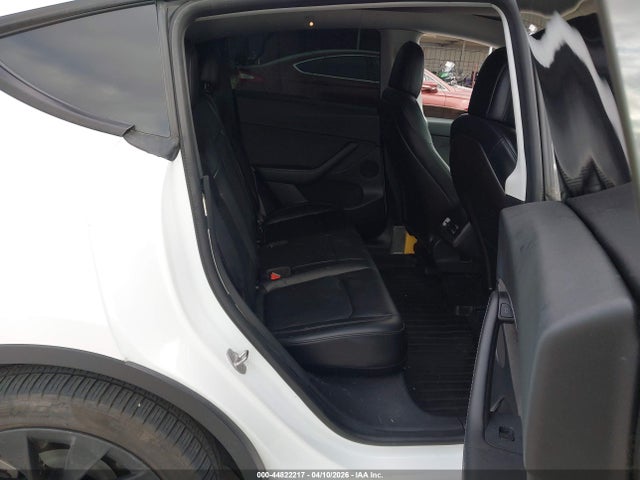 Tesla Model Y Long Range Dual Motor All-wheel Drive