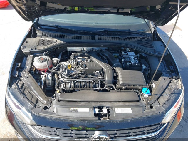 Volkswagen Jetta 1.5t Sport