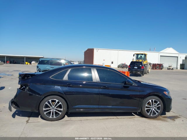 Volkswagen Jetta 1.5t Sport