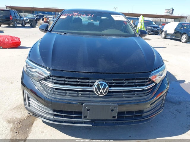 Volkswagen Jetta 1.5t Sport
