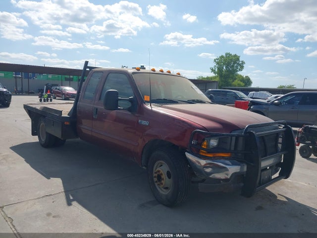 Salvage Ford F-350 Image