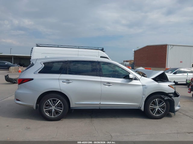 INFINITI Qx