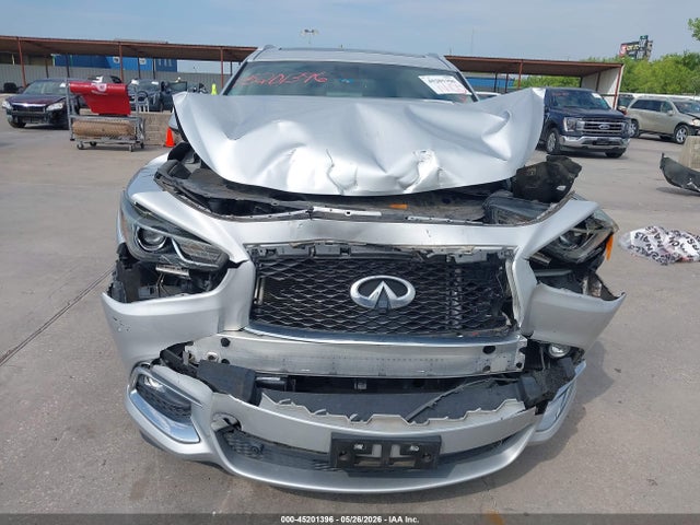 INFINITI Qx