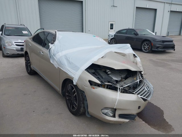 Salvage Lexus Es Image
