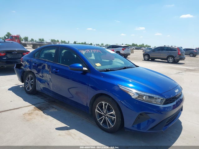 Salvage Kia Forte Image