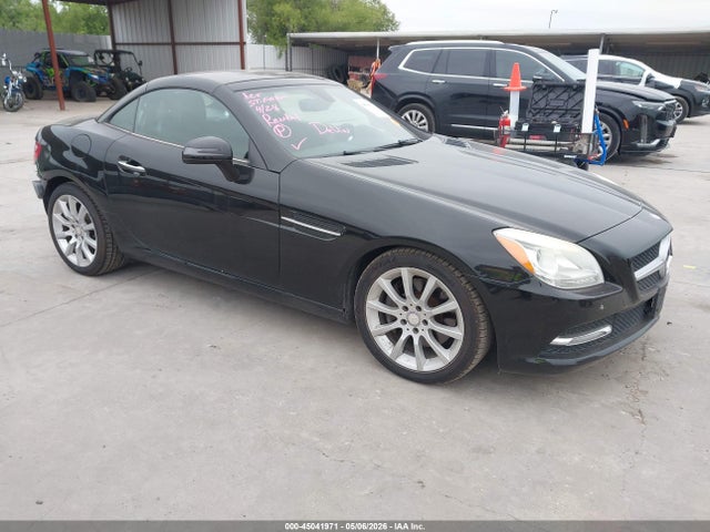 Salvage Mercedes-Benz Slk-class Image