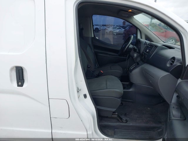 Nissan Nv S