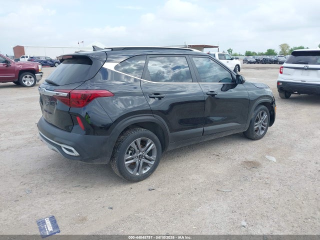 Kia Seltos S