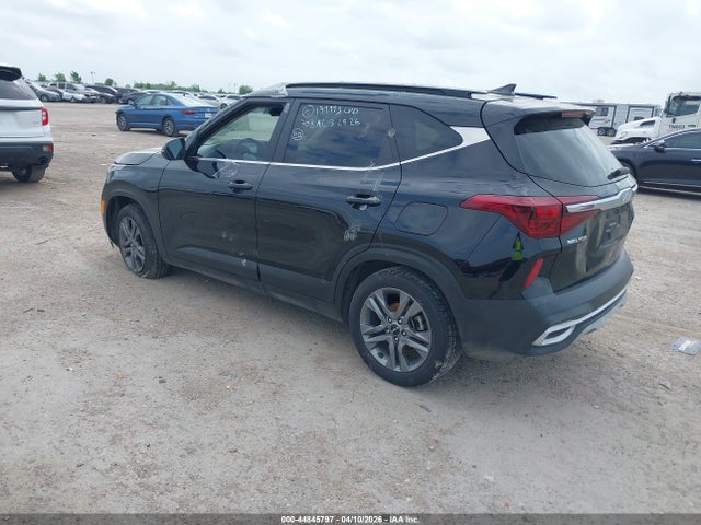 Kia Seltos S