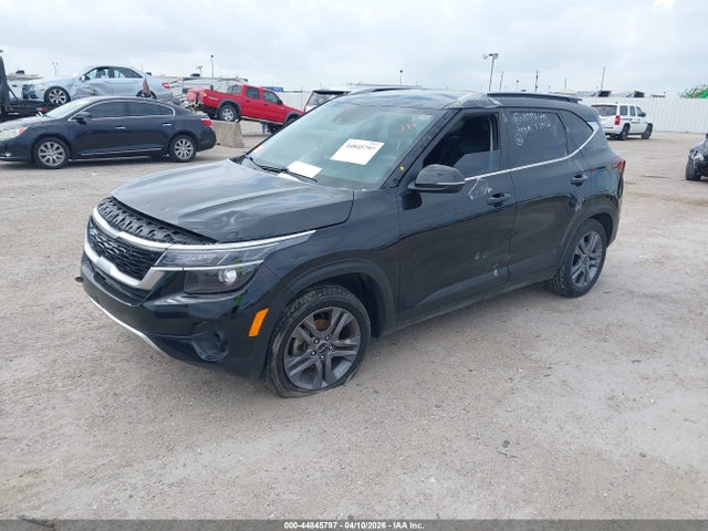Kia Seltos S