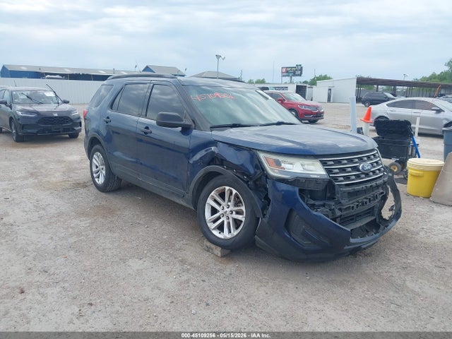 Salvage Ford Explorer Image