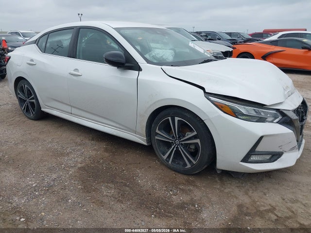 Salvage Nissan Sentra Image