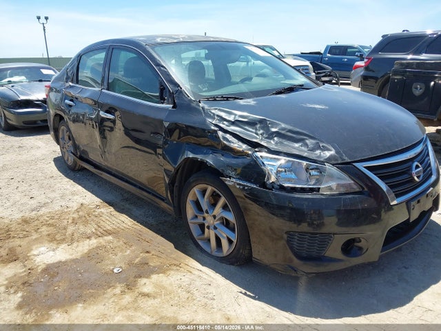 Salvage Nissan Sentra Image