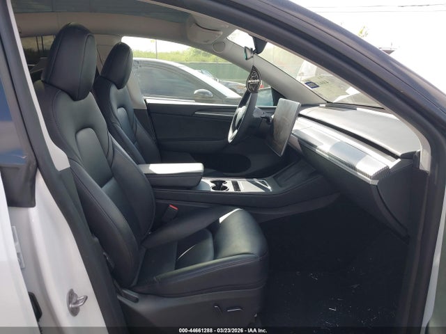 Tesla Model Y Performance Dual Motor All-wheel Drive